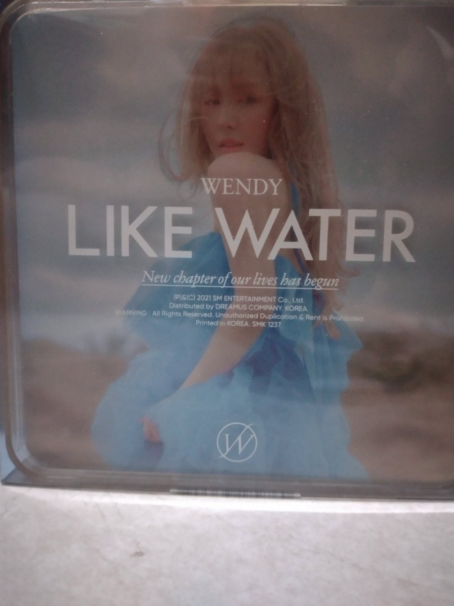 shineonmeovv's tweet image. "New chapter of our lives has begun." - Wendy Red Velvet Like Water 1st Mini Album. 
#LikeWater
#Wendy
#alwayswithwendy 
#NewBeginningswithWendy