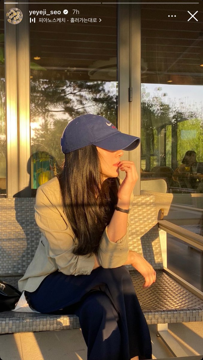 SEOYEAJI_INA's tweet image. #SYJUPDATE instagram stories 18-4-25

Cantik sekali 🥰

#SeoYeaJi #서예지