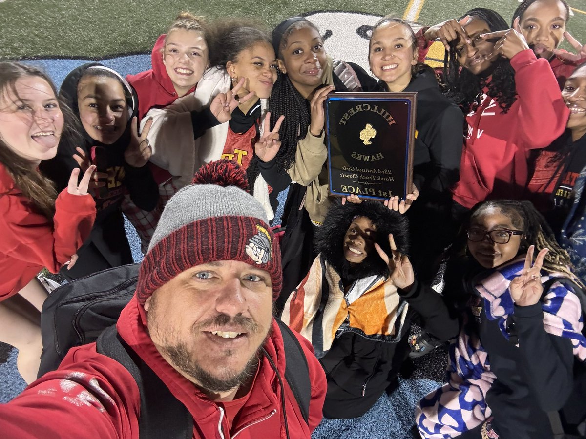 TP Girls Track tweet media