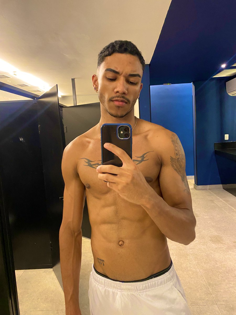 kpzinho's tweet photo. Hey guys 🔥💪 https://t.co/SNEaTBuqcw