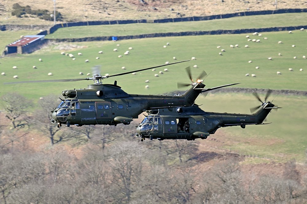 andyjonesfoto1's tweet photo. RAF Puma HC.2 'WARLOCK FLIGHT', UK Farewell Flight, Peak District - 27th March 2025. #54andout #farewellflight #serviceretirement #pumahelicopter @RoyalAirForce @RAFBenson #28squadron #33squadron #33sqn #230sqn #aviation #aviationphotography #Nikon #Z9 #peakdistrict #Local https://t.co/qv4rETUXLH