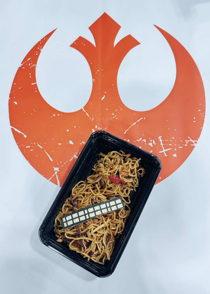 ウーキー達にに会えたし ウーキー焼きそば食べたよ ♡

#SWCJ #SWCJ2025#スターウォーズセレブレーション