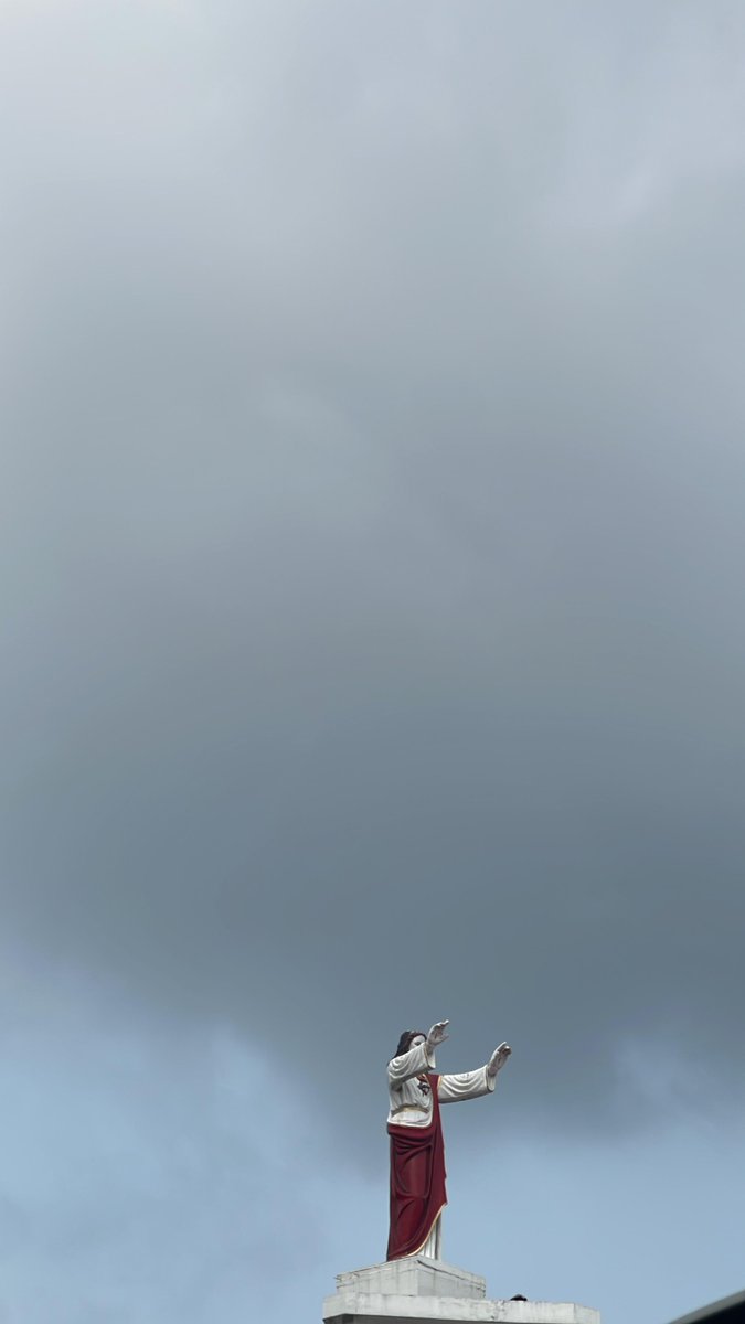 shamseerHashim's tweet image. Good Friday is a reminder of hope and renewal. May your day be filled with reflection, faith, and the promise of a better tomorrow.

#goodf