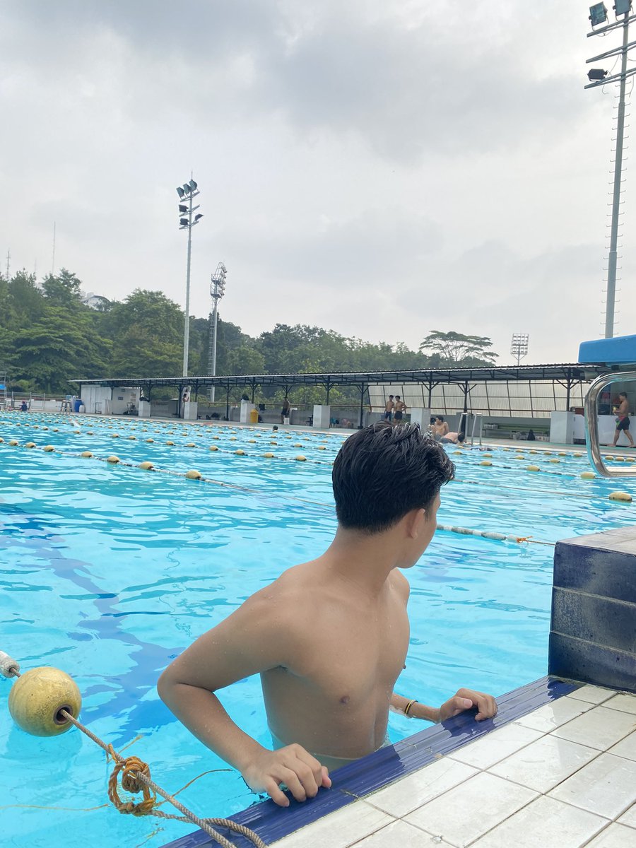 kiotanawat's tweet photo. hi lol https://t.co/EOkOEHfzMe