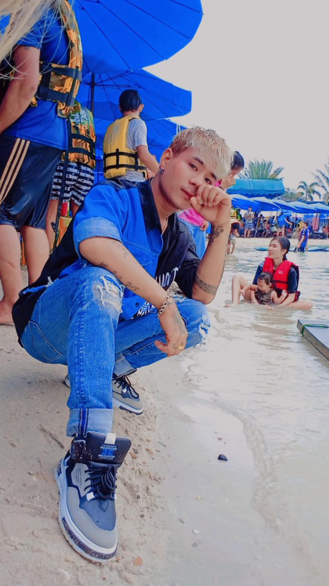 ဒိတ်ချင်းတယ်ကွားVပါ0618624013