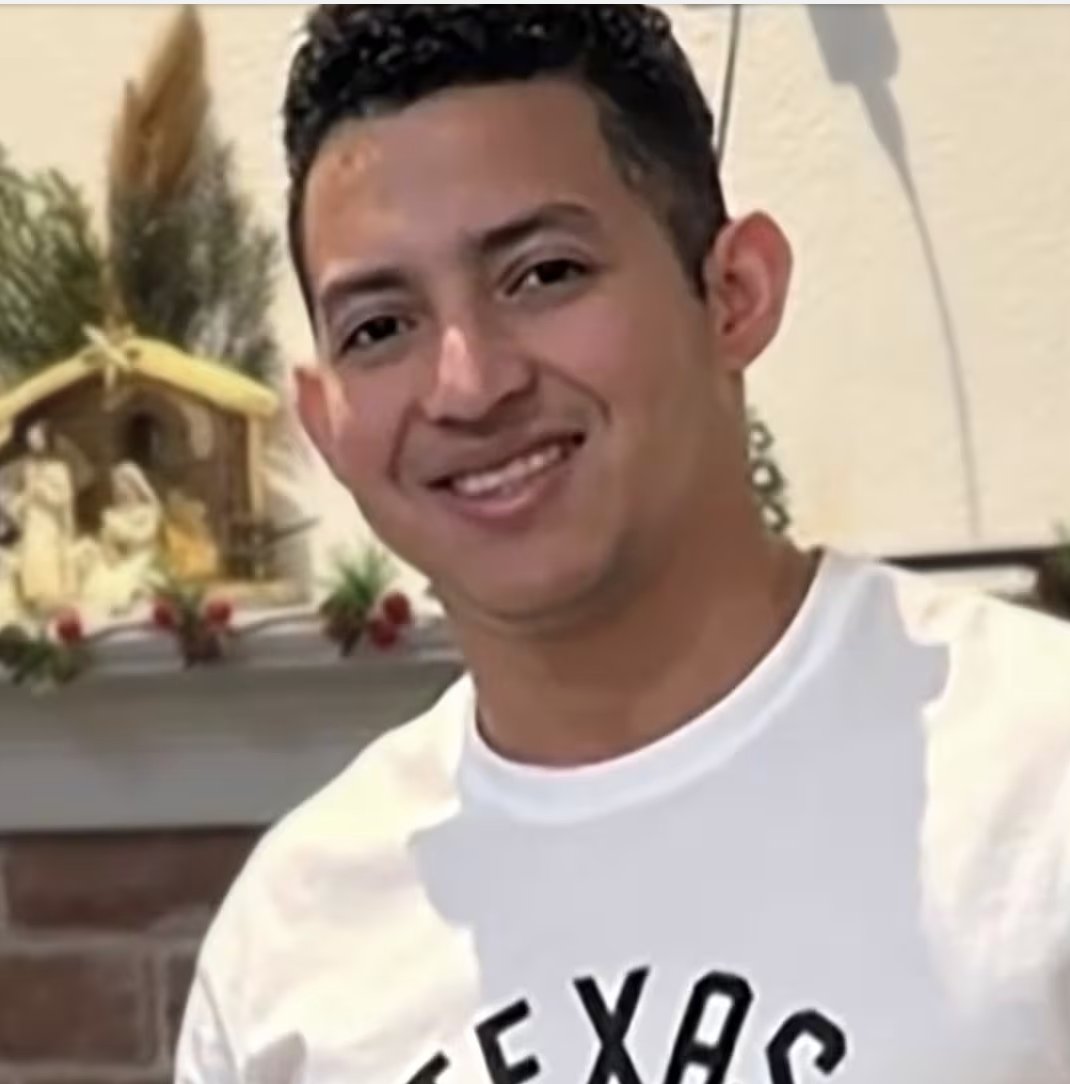 ArtCandee's tweet image. Jose Alvarado Borges, an asylum seeker, was sent to the concentration camp in El Salvador because he had an autism awareness tattoo for his little brother.
The Trump administration thought he was in the Tren de Aragua gang.
How inept are these people?
