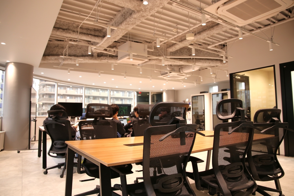 clearv_official's tweet photo. 株式会社estra様のご移転のサポートを森永(@r_m_c_v)が担当させて頂きました！

■インタビュー記事
https://t.co/u4sYNojVEZ

■森永コメント
創業当初からオフィスについて全てお任せ頂いており光栄に思います。
オフィス出社回帰が加速しているマーケットの中でのご移転事例となっております。

どのような視点でオフィス移転のご判断されたのか注目して頂きたいです。
#オフィス移転　#ベンチャー　#スタートアップ