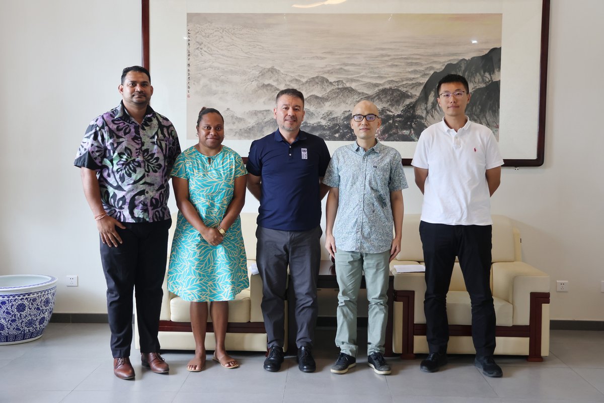 UNDP Pacific Office in Fiji (@undp_pacific) on Twitter photo UNDP Pacific Deputy Rep. <a href="/abduvakkos/">Abduvakkos</a> the Chinese Embassy in Vanuatu. Counsellor Gu Zihua thanked UNDP for ongoing projects, including energy & earthquake recovery. They also discussed strategic initiatives for future collaboration, especially in areas of recovery. UNDP Pacific Deputy Rep. <a href="/abduvakkos/">Abduvakkos</a> the Chinese Embassy in Vanuatu. Counsellor Gu Zihua thanked UNDP for ongoing projects, including energy & earthquake recovery. They also discussed strategic initiatives for future collaboration, especially in areas of recovery.