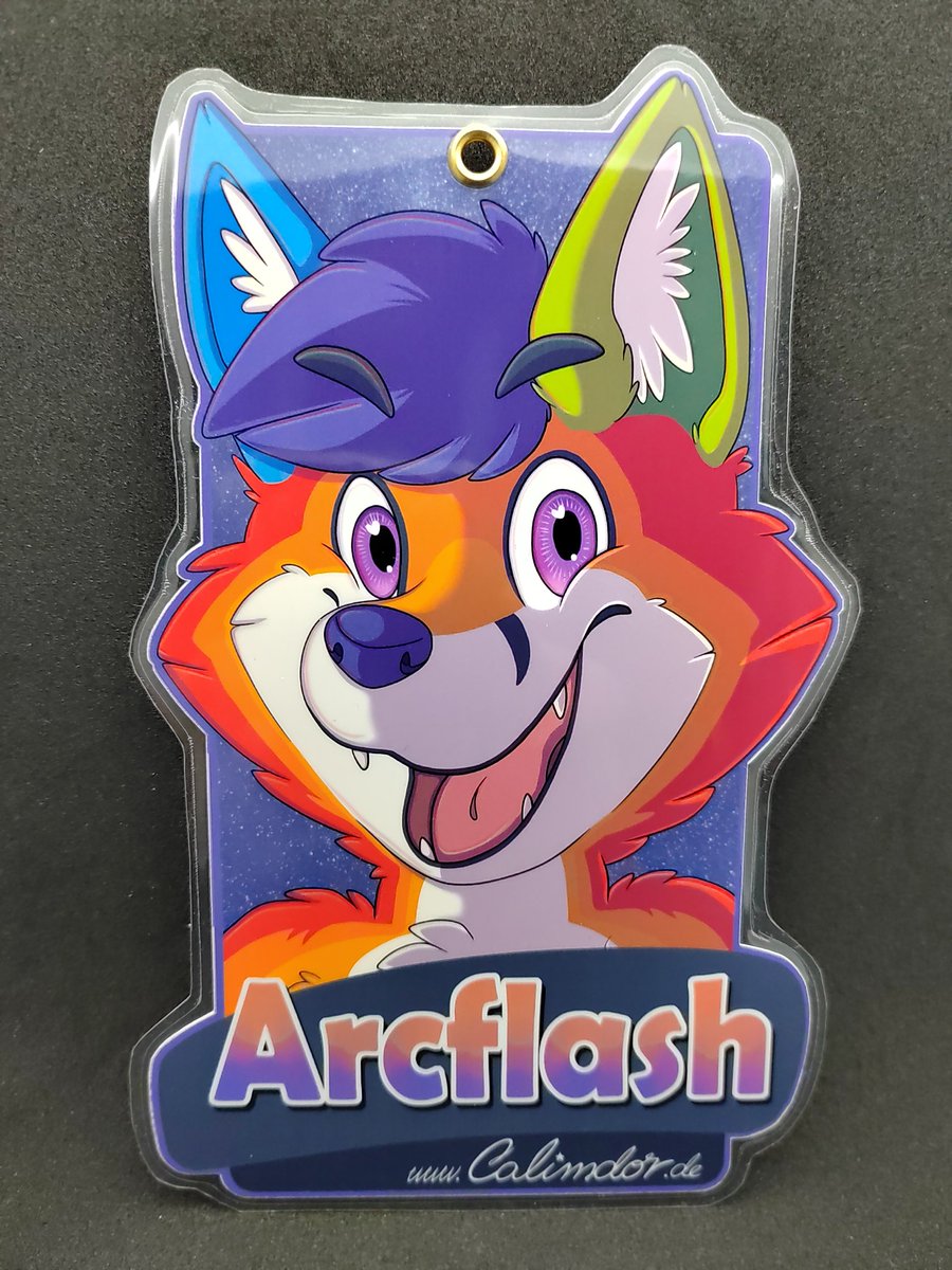Mega cute double-sided printed Bust Badge for <a href="/Jaro_Cat/">Jaro</a> /ArcFlash ^w^