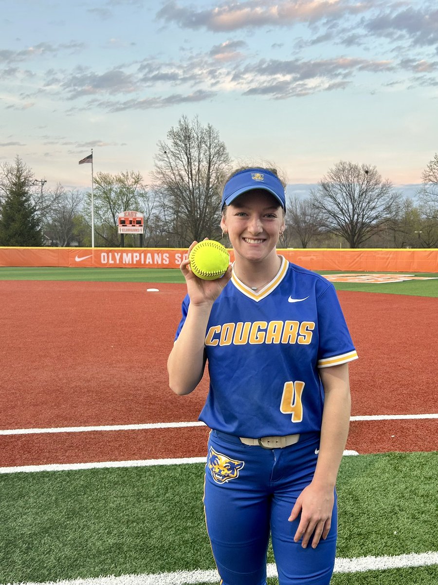 Congrats to <a href="/KrisWineinger26/">Kristen Wineinger</a> on her homerun against Columbus East.