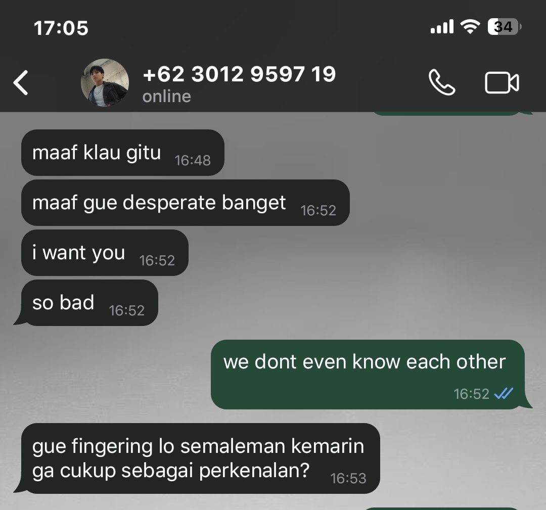 co_mycooky's tweet photo. taekook - kookv short au 🔞

         Ketika naluri menuntut kepemilikan, tapi setiap jejak ditolak kulit yang enggan mengingat. Obsesi tumbuh, tak berakar, pada yang tak bisa ditandai. Sebab bagaimana memiliki sesuatu yang diinginkan, namun tak pernah bisa benar benar digenggam? https://t.co/xvs8Fuuk9Z