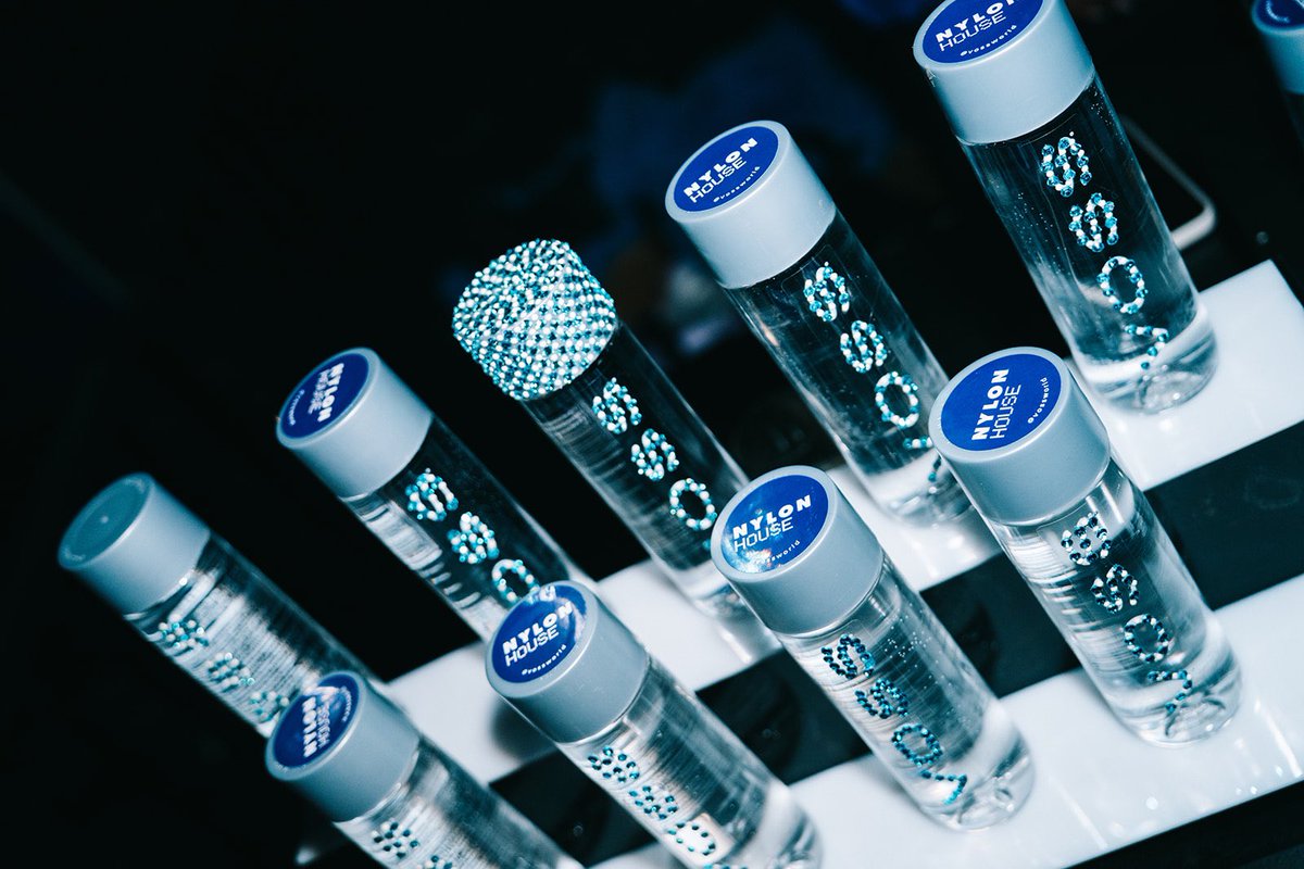 Voss Water tweet media