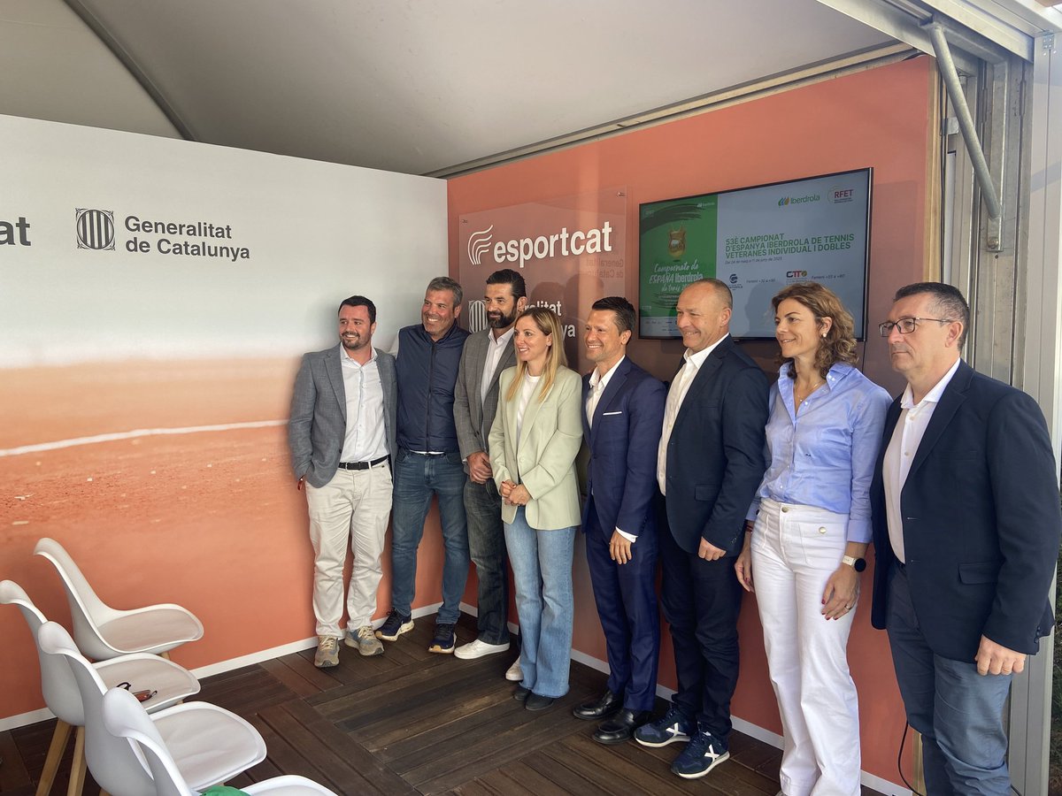 Esports (@esportcat) on Twitter photo 🎾 Al <a href="/bcnopenbs/">Barcelona Open Banc Sabadell</a> l'RT Tarragona ha presentat tres grans cites del calendari:
🔴 Red Cup ITF Junior ➡️ del 4 a l’11 de maig
👥 53è Campionat d’Espanya de Veterans/es ➡️ del 24 de maig a l’1 de juny
🌍 Torneig ITF W35 ➡️ del 7 al 14 de setembre
A Catalunya, el tennis no s’atura! 🎾 Al <a href="/bcnopenbs/">Barcelona Open Banc Sabadell</a> l'RT Tarragona ha presentat tres grans cites del calendari:
🔴 Red Cup ITF Junior ➡️ del 4 a l’11 de maig
👥 53è Campionat d’Espanya de Veterans/es ➡️ del 24 de maig a l’1 de juny
🌍 Torneig ITF W35 ➡️ del 7 al 14 de setembre
A Catalunya, el tennis no s’atura!
