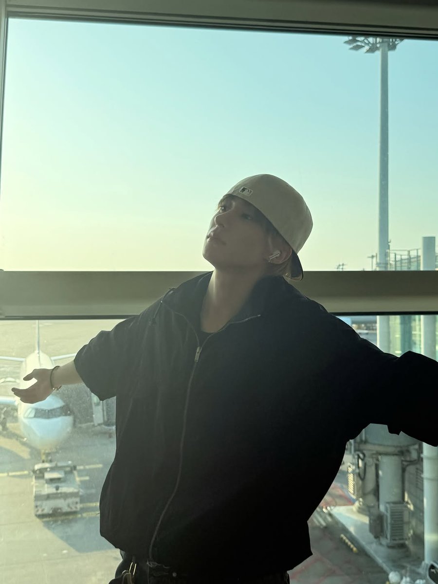 myluvanton's tweet photo. 고향가는남자생김새존좋 https://t.co/4weFCs1wQP