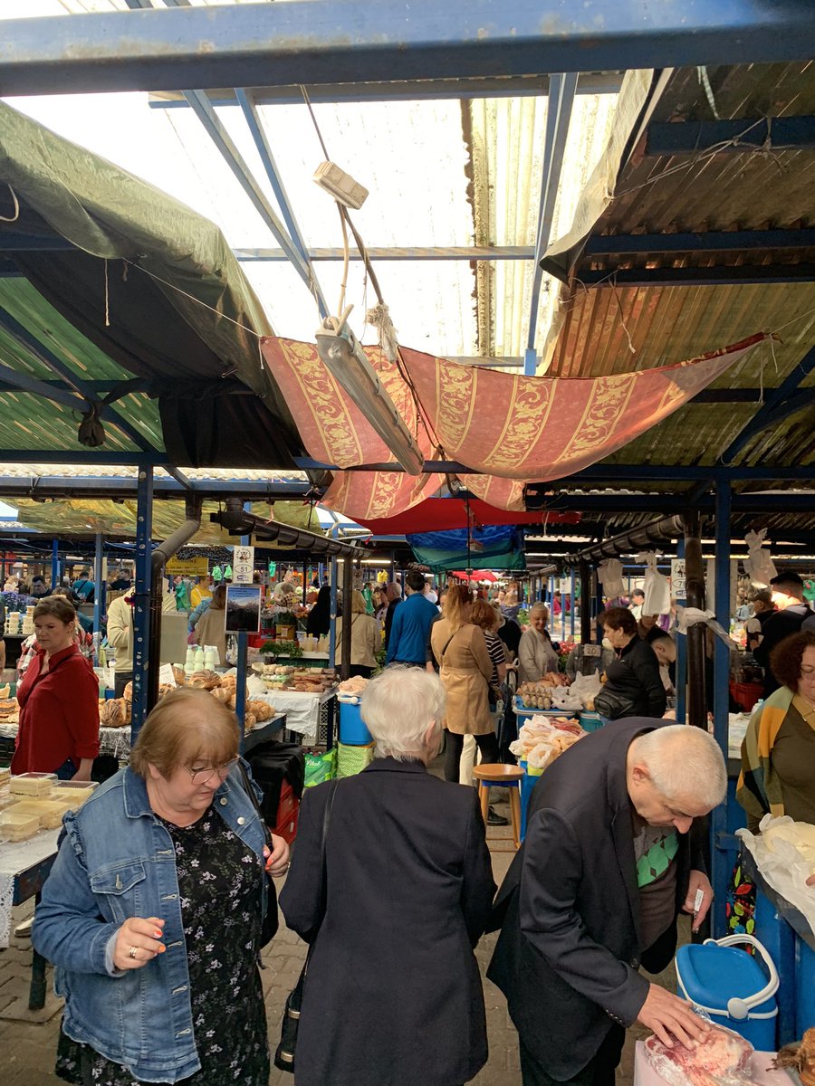 Real market atmosphere