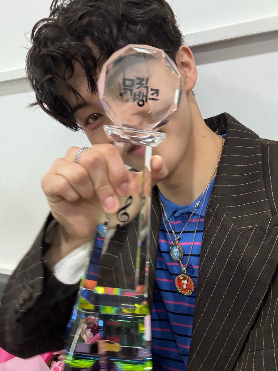 LOOKSMKL's tweet photo. 🐯💭 https://t.co/t9TmQe8ci2