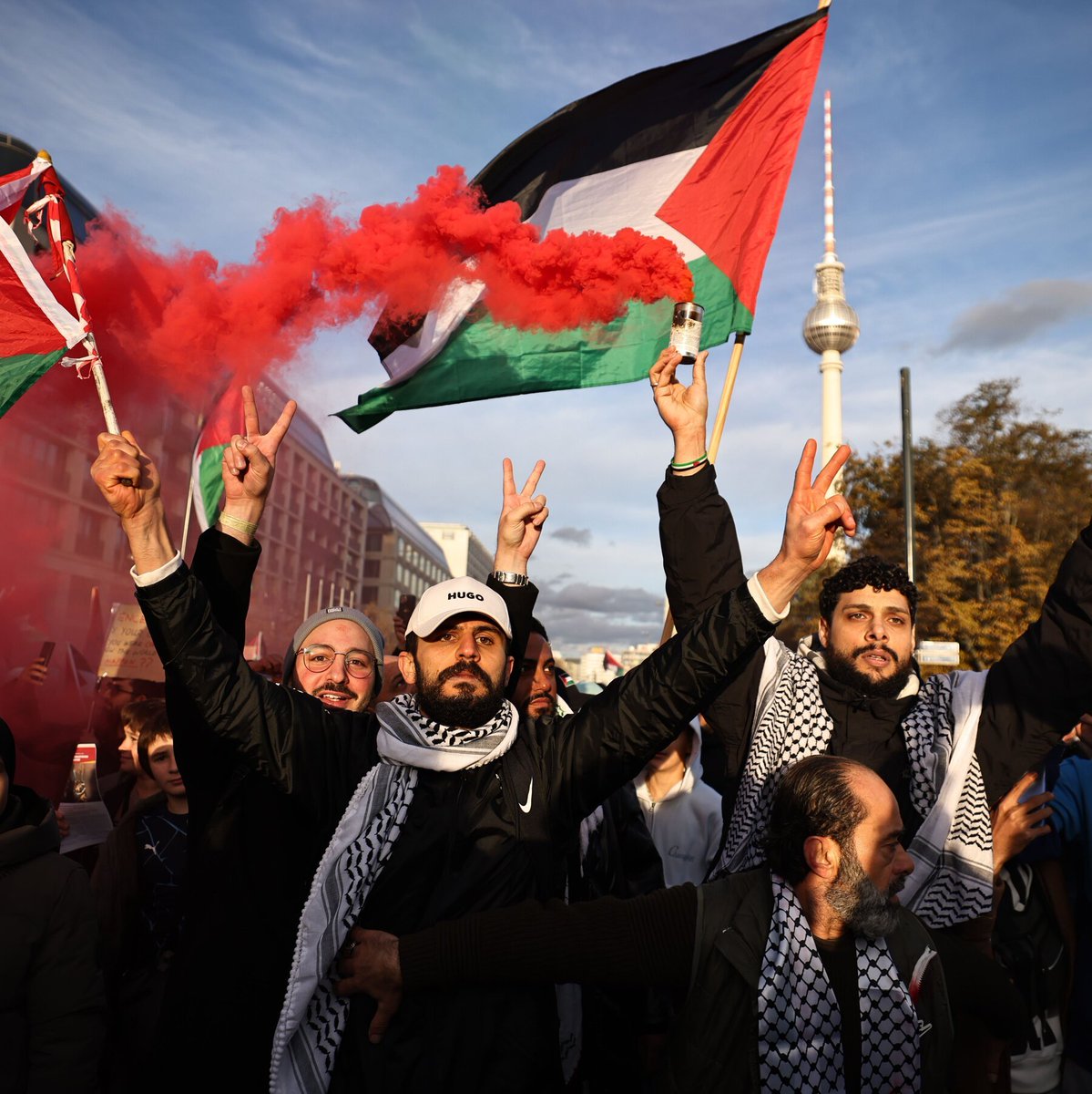 RimabestRima12's tweet photo. They have weapons. Palestine has the world’s conscience. https://t.co/u0nC0vPT3U