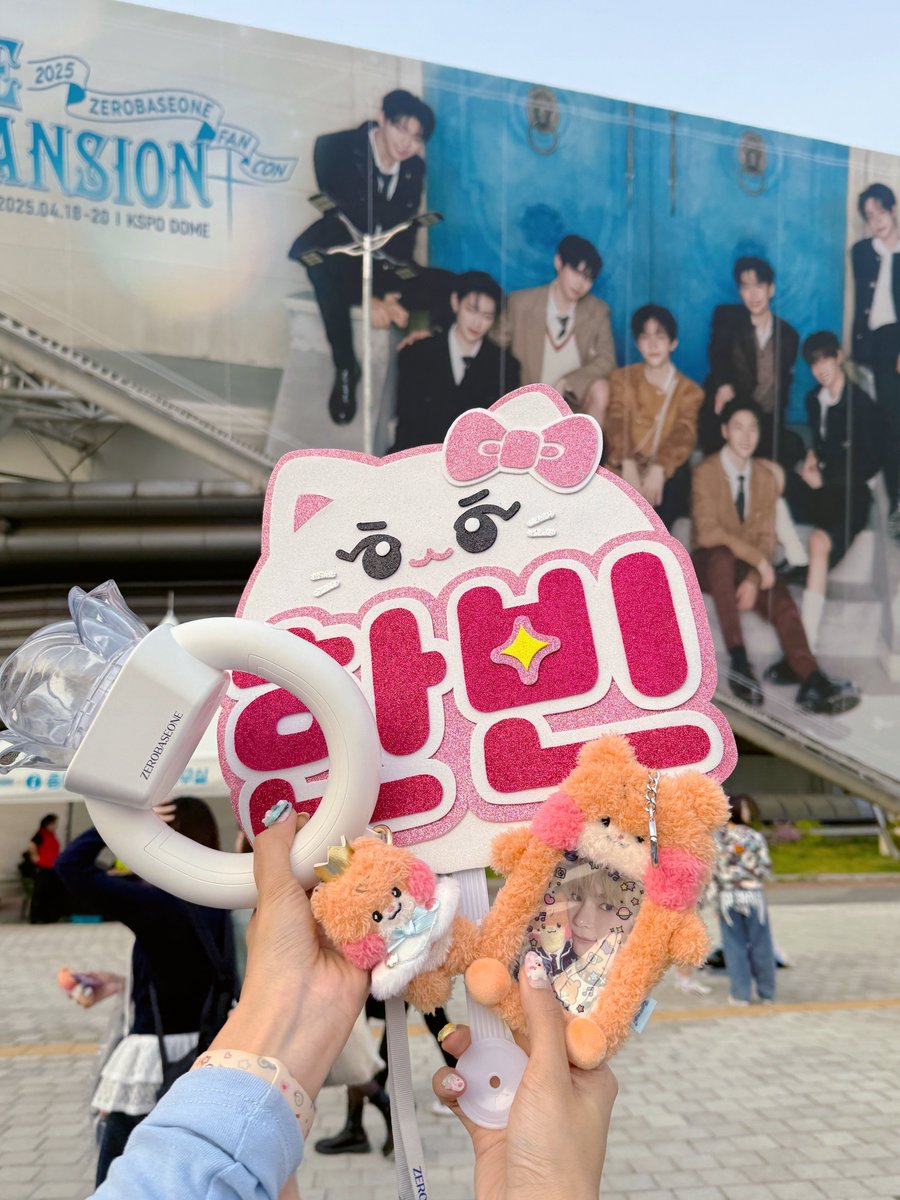 twinklebinn's tweet photo. มาแล้ววว!😝 https://t.co/MVMayxIxwf