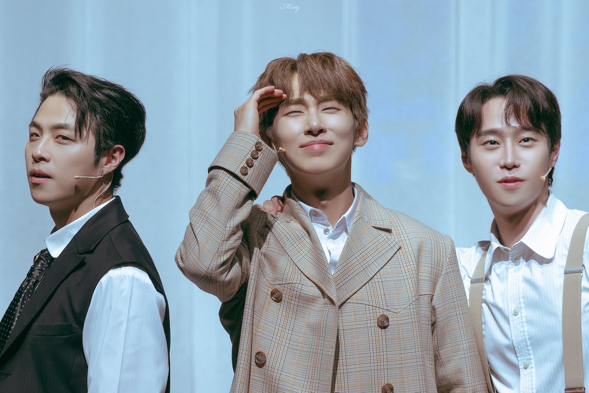 250417 뮤지컬 모리스 
모리스 #정재환 배우님
클라이브 #박정원 배우님
알렉 #박주혁 배우님

🐰🦊🐶