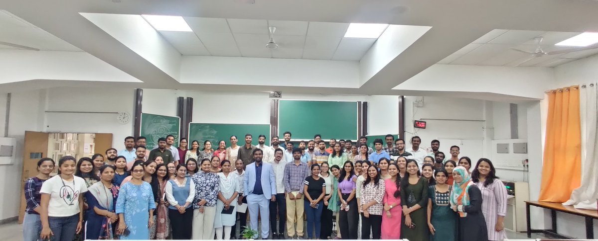 DRondiya's tweet photo. What gets you out of bed with purpose? For me, it’s this - captured after a two-day workshop. The students’ energy, confidence, smiles, &amp; their positive life philosophy (beyond careers) reminded me why I do this. Their smiles &amp; trust made it one of the most fulfilling experiences https://t.co/ggqGEQqRrr