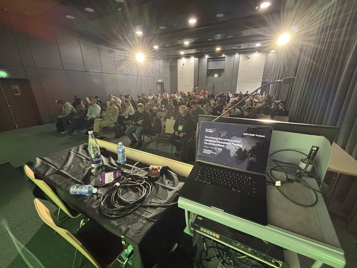 cedricclyburn's tweet image. Wooo hoo! First #Devoxx completed successfully ✅ I had a fantastic time with the @rhdevelopers team in Paris this week at @DevoxxFR and it blew my mind! 4,500 developers and engineers all tinkering and live demo-ing, including my talk on document processing using #Docling