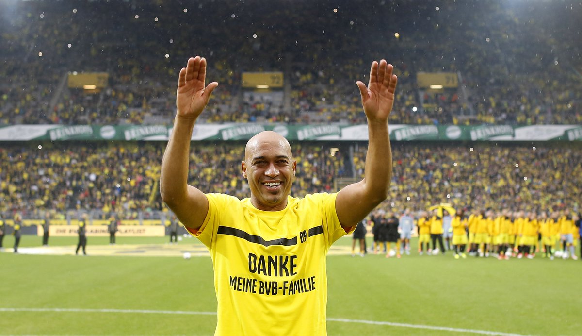 UEFAcom_de's tweet image. 4⃣7⃣ - Happy Birthday, @BVB Legende Dede 🎂🎊🥳🎁🇧🇷