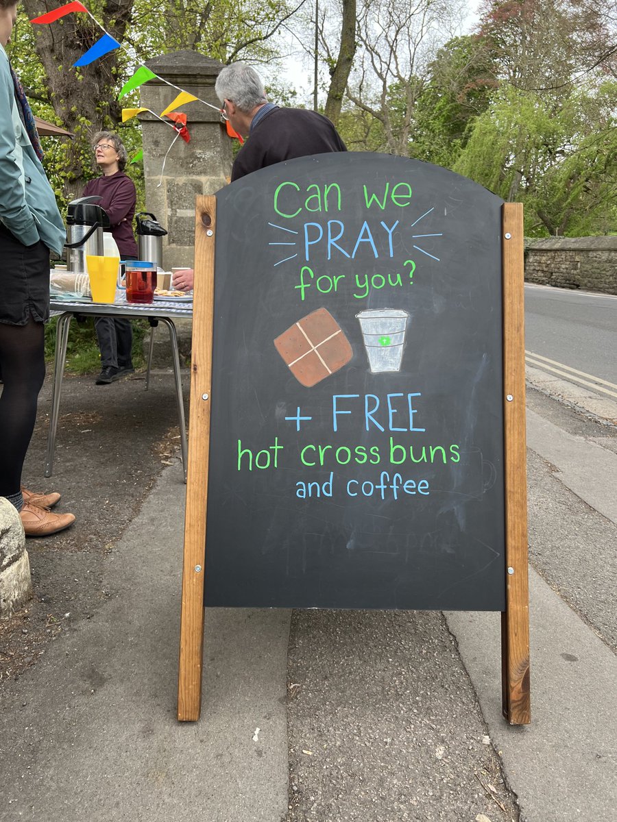 You can stop by #church on Marston Road #Oxford today for FREE #hotcrossbuns / tea / coffee and PRAYER, if you want, from now until 
Good Friday service starts at 1300 BST