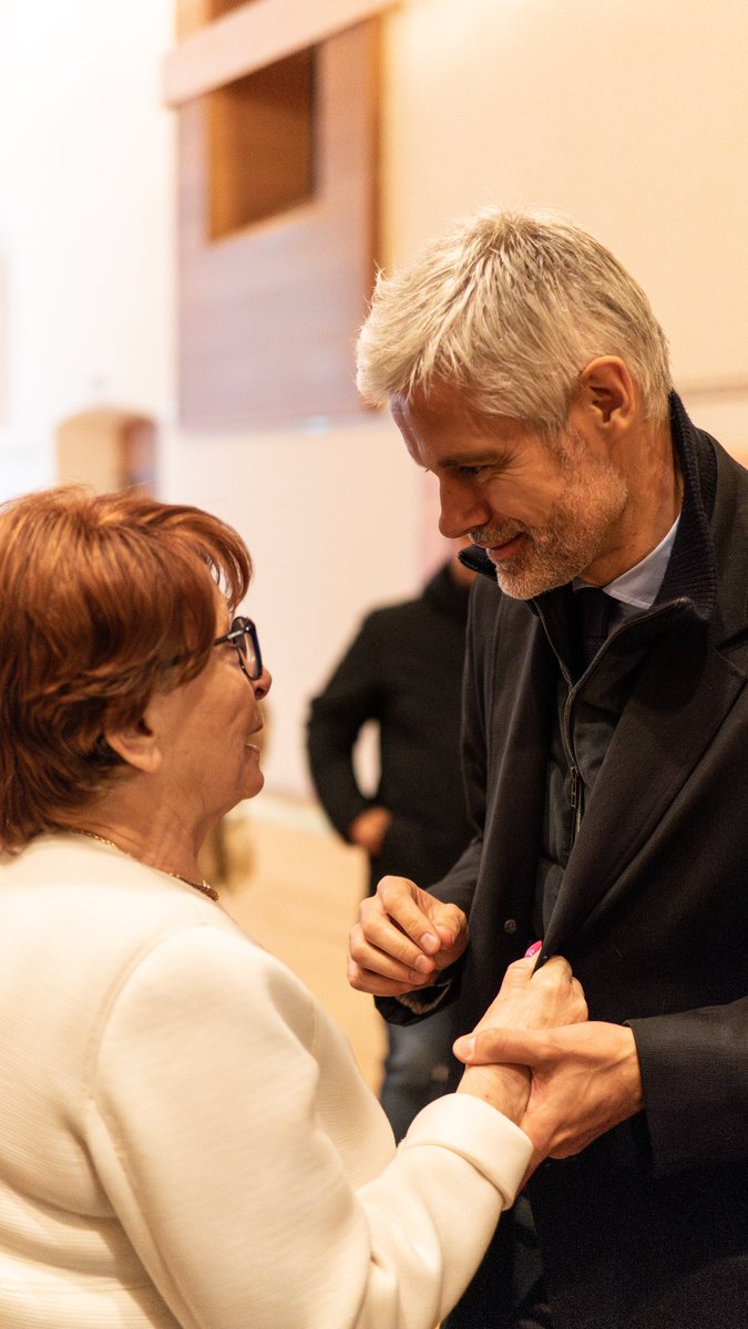 Laurent Wauquiez (@laurentwauquiez) on Twitter photo Hier soir dans le Rhône avec <a href="/MATHIEUMarieHl1/">MATHIEU Marie-Hélène</a> <a href="/JeremieBreaud/">Jérémie Bréaud</a> <a href="/Pannekouckefabr/">Fabrice Pannekoucke</a> et des militants déterminés à redonner un avenir à la droite. Merci à tous ! Hier soir dans le Rhône avec <a href="/MATHIEUMarieHl1/">MATHIEU Marie-Hélène</a> <a href="/JeremieBreaud/">Jérémie Bréaud</a> <a href="/Pannekouckefabr/">Fabrice Pannekoucke</a> et des militants déterminés à redonner un avenir à la droite. Merci à tous !