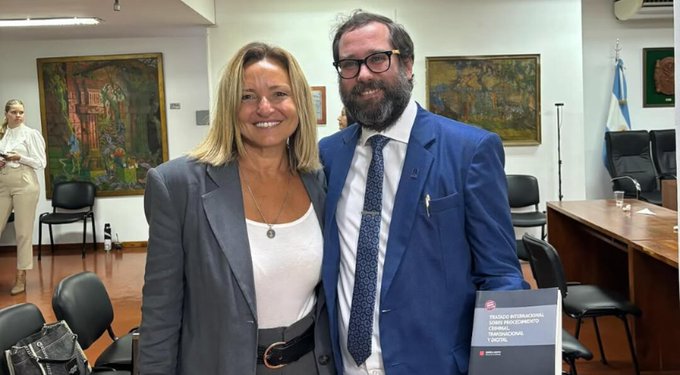 Daniela Dupuy destacó el trabajo de Martín Rau y Vladimir Glinka en la condena por pedofilia a los hermanos Kiczka  bairesparatodos.com.ar/daniela-dupuy-…, #FiscalDupuy, #MASI, #MartínRau, #Misiones, #VladimirGlinka
<a href="/danydupuyok/">Daniela Dupuy</a>