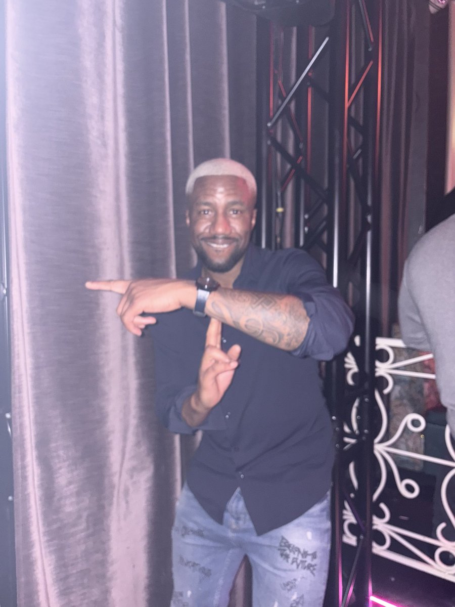 Such a game changing break this was w/ @JSweetProducer ❤️

Chrystie - Cannes, France 🇫🇷⚜️👱🏾‍♂️

Saturday 8th February 2025

#Cannes #ChrystieCannes #SouthOfFrance #ReemSettings