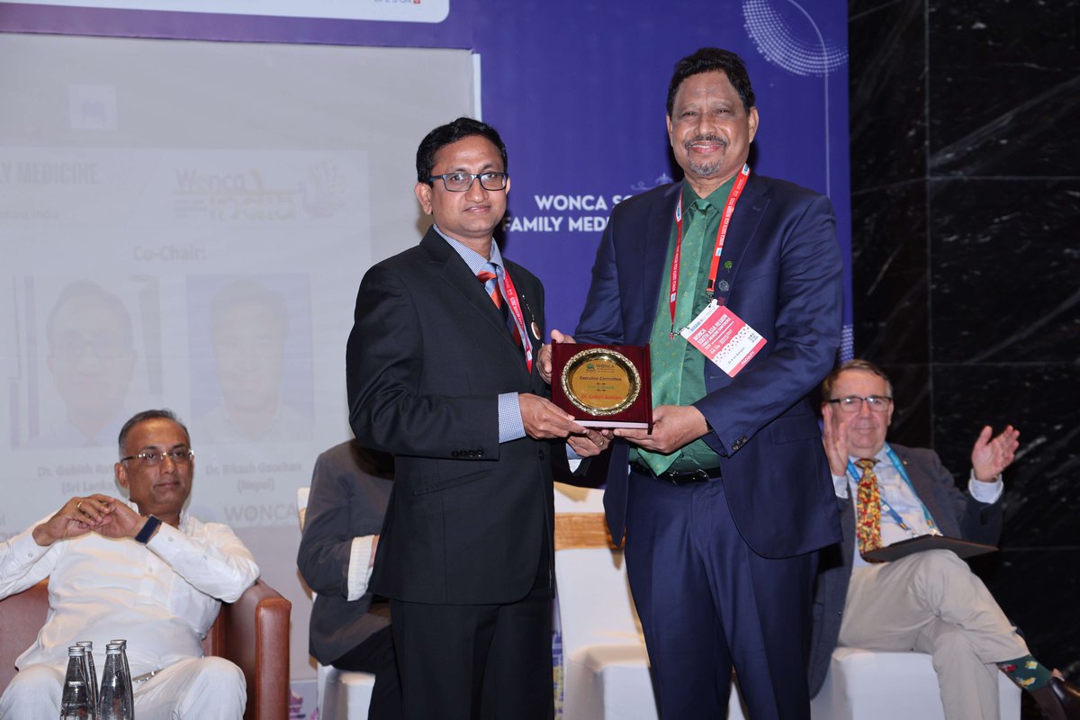 Honored to receive a token of appreciation from Dr. Sri Ranjan, President of WONCA SAR, as I officially assume the role of Co-Chair of <a href="/WoRSAcares/">WoRSA</a>
The occasion was made even more notable by the presence of Shri Dinesh Gundu Rao,Hon’ble Minister of Health &amp; Government of Karnataka