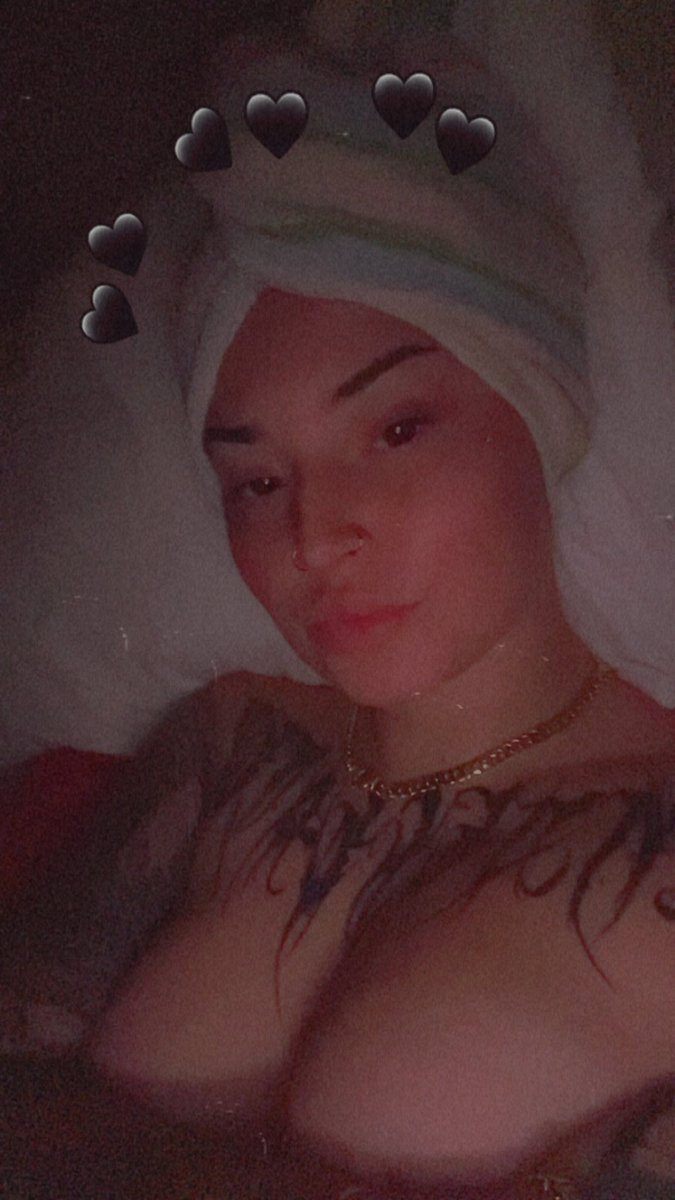 Coco_fitasf's tweet photo. Just had a nice cold shower https://t.co/dbuavBllI0