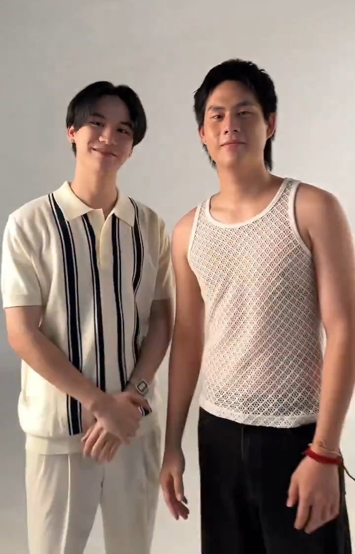 ไซส์ดิฟแบบ โหพี่ จะเป็นลมอะ 😭😭😭😭😭😭😭😭😭😭😭😭😭😭🤟🏻

#ThatSummerSeries
#วินนี่สตางค์ #WinnySatang