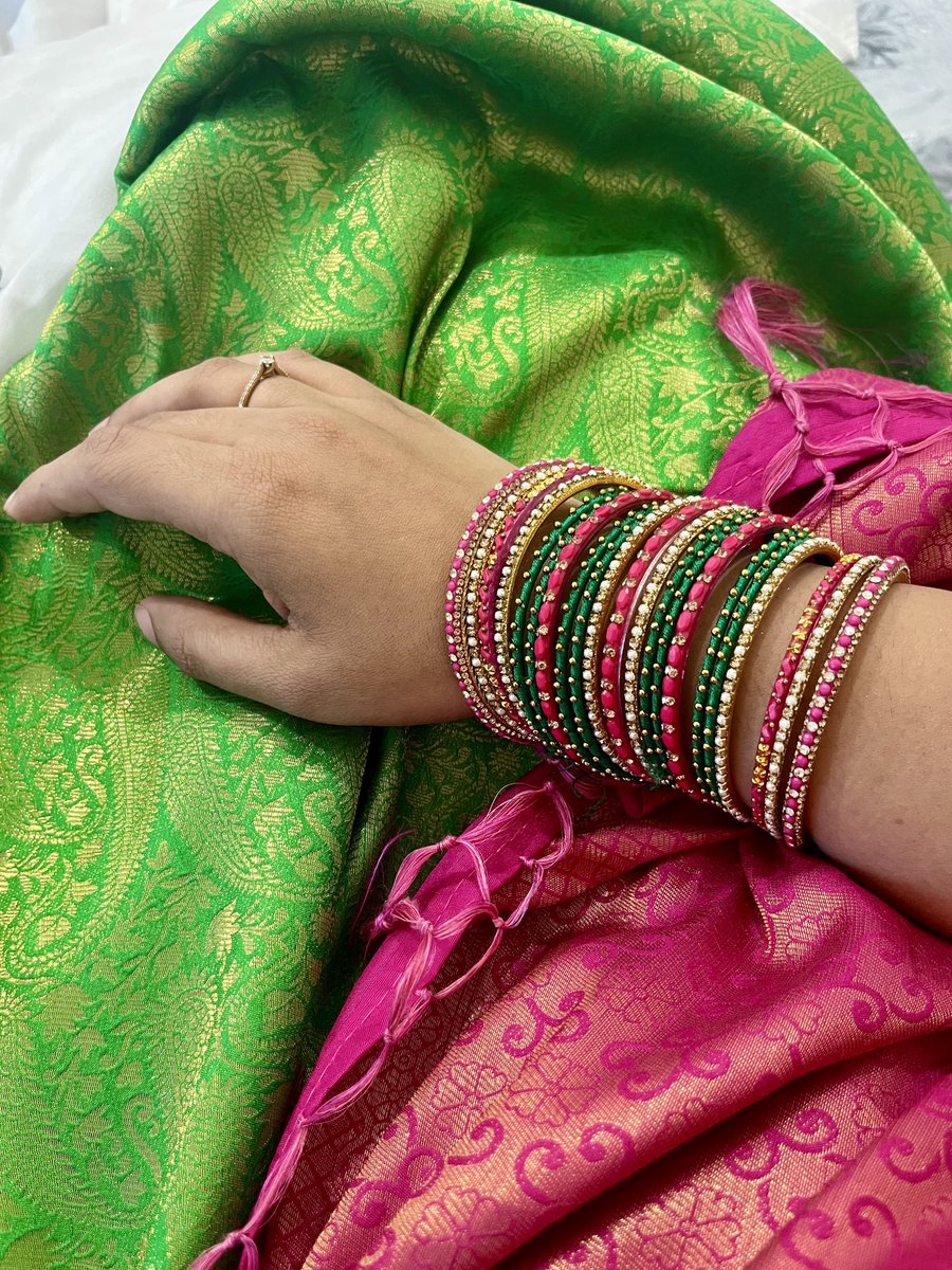 L0stInCosmos's tweet photo. #BangleTwitter aa #BangleMedia na entadi, edo okati 💚💕

#Maharashtra https://t.co/sWpE3lh33A