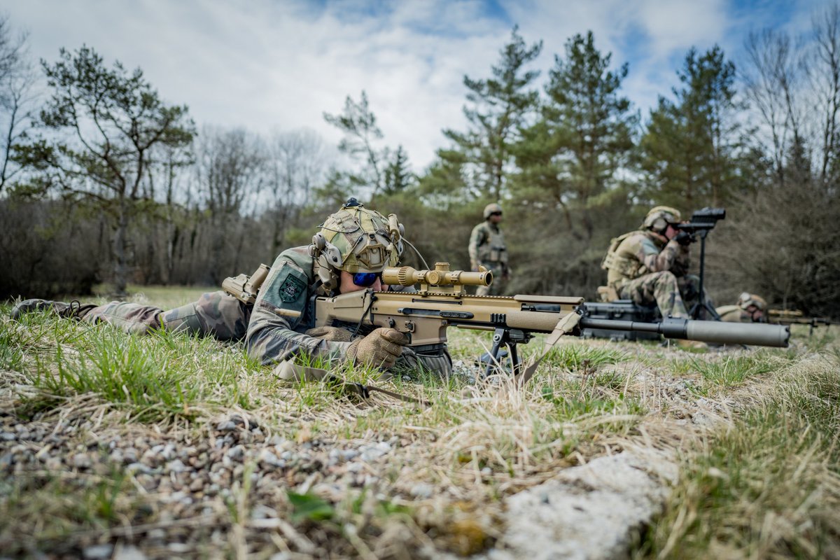 #PrépaOps durcie pour notre détachement d’acquisition dans la profondeur qui connaîtra prochainement son premier déploiement opérationnel en Estonie 🇪🇪 ! #DeCombat