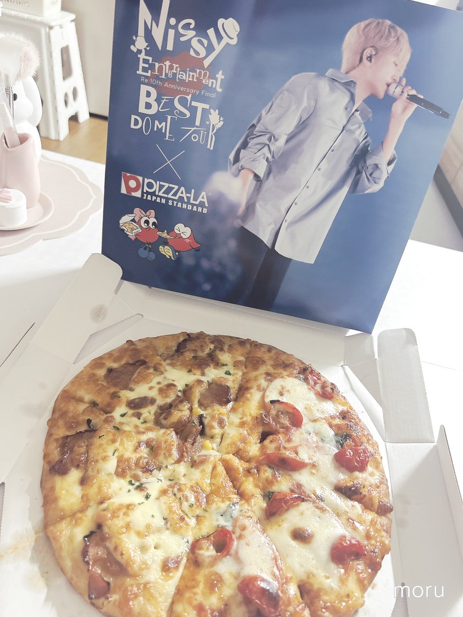 megu24nissy's tweet photo. 17日♡頼んだよー🥰
大好きなRendezvousの♡
アクキーはNissyでなくて残念だったけどﾘｯﾋﾟｰ♡かわい♡Nissyも食べてたんだね♡アクキーは何でたんだろ🤭
Nissyのおかげで久々pizza🍕頼めた！美味しかった😋Nissyのアクキーのため再度チャレンジする😆♡♡
＃Nissy
＃Nissyピザーラ https://t.co/s155iqzxlO