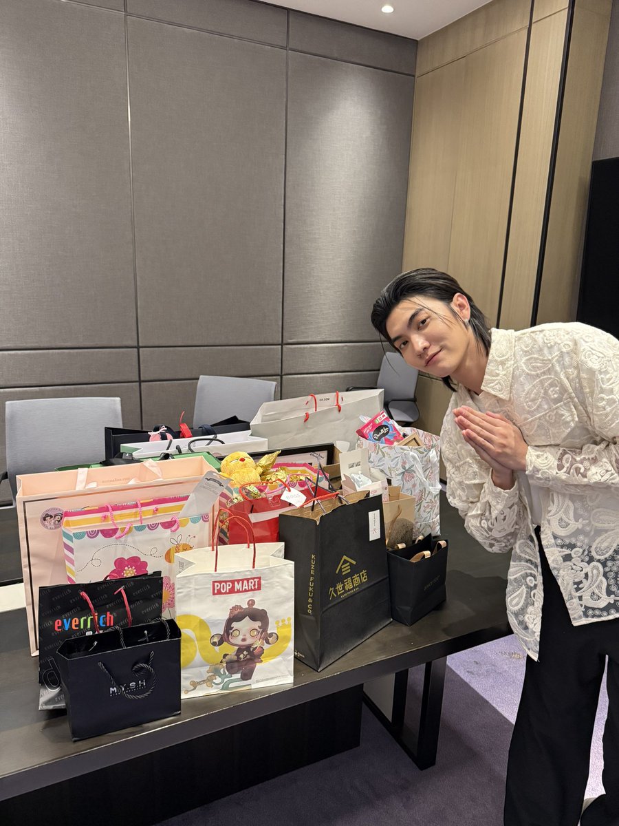 BOSS.CKM tweet media