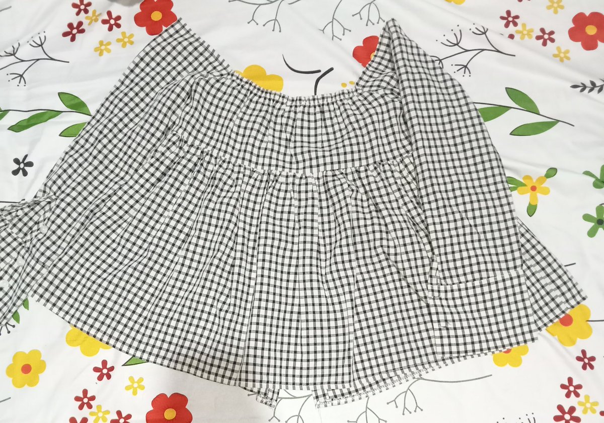 mengchaeng444's tweet photo. @undipmfs wts wts blouse sabrina kotaknya 25k ajah https://t.co/l3hvYWWf29