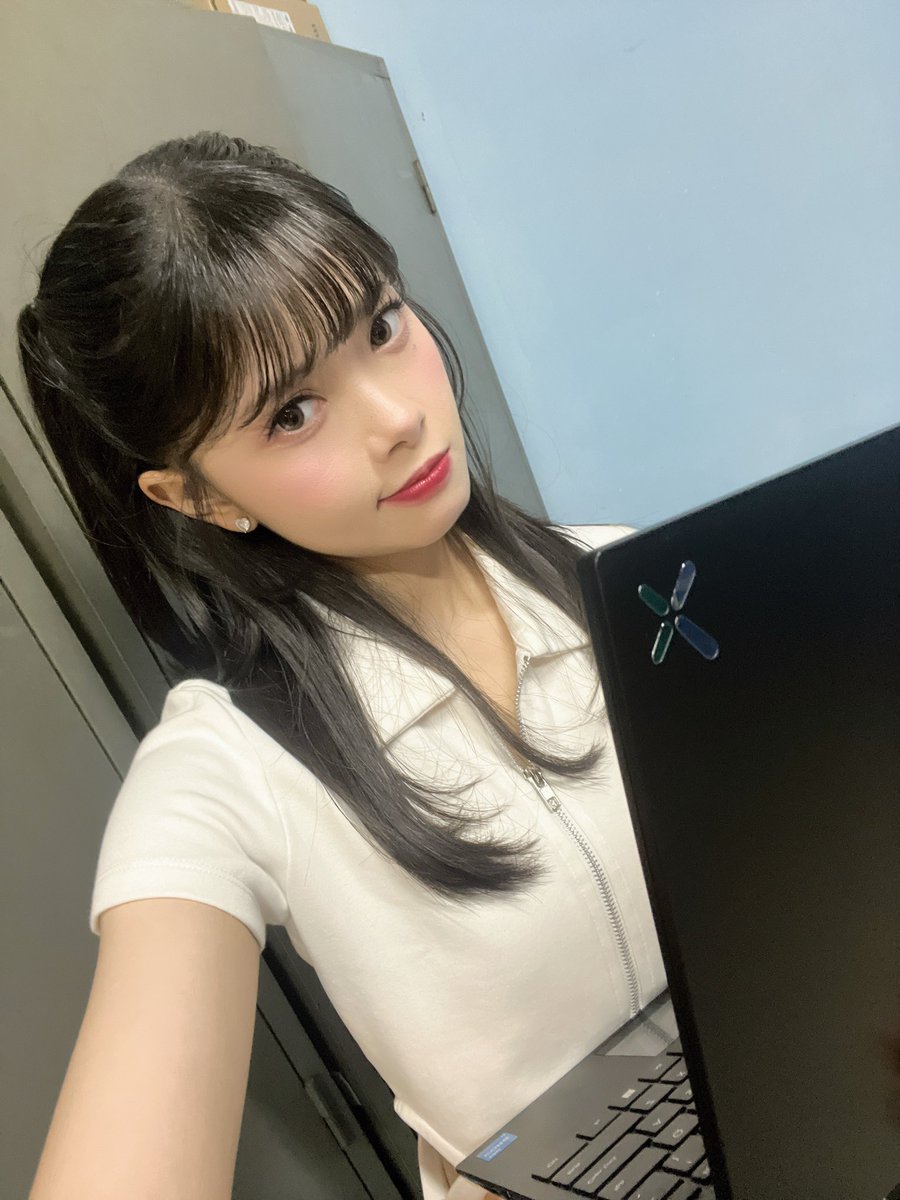 Fiony Alveria Tantri tweet media