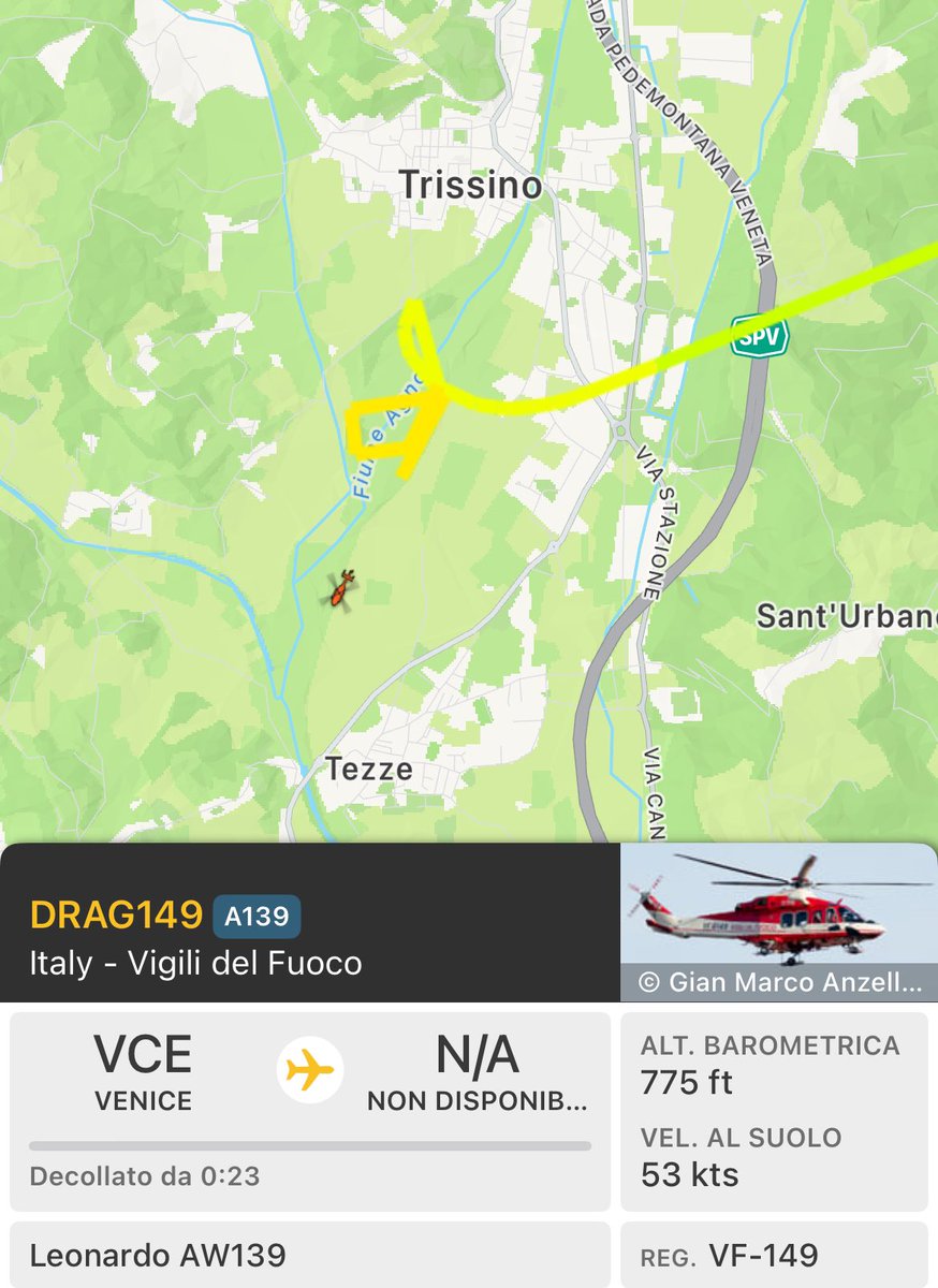 Emergenza24's tweet photo. 🔴 ADESSO [18.04-09:20] #Valdagno #Vicenza torrente #Agno
👉IN CORSO RICERCHE 2 #DISPERSI a bordo di auto travolta da piena
👉In corso ricerche anche con elicottero dei Vigili del Fuoco
👉Informazioni e aggiornamenti: https://t.co/ZutTiKiXuY https://t.co/dyNj25W3vx