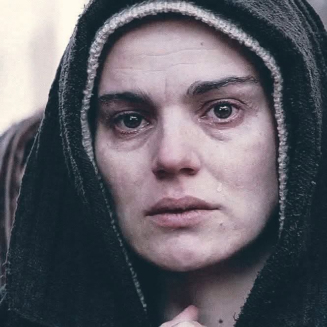 Una madre, una buena madre, siempre será la expresión de amor más parecida en la tierra, al amor de Dios. Que lo digan las buenas madres. 

Fray Marcos