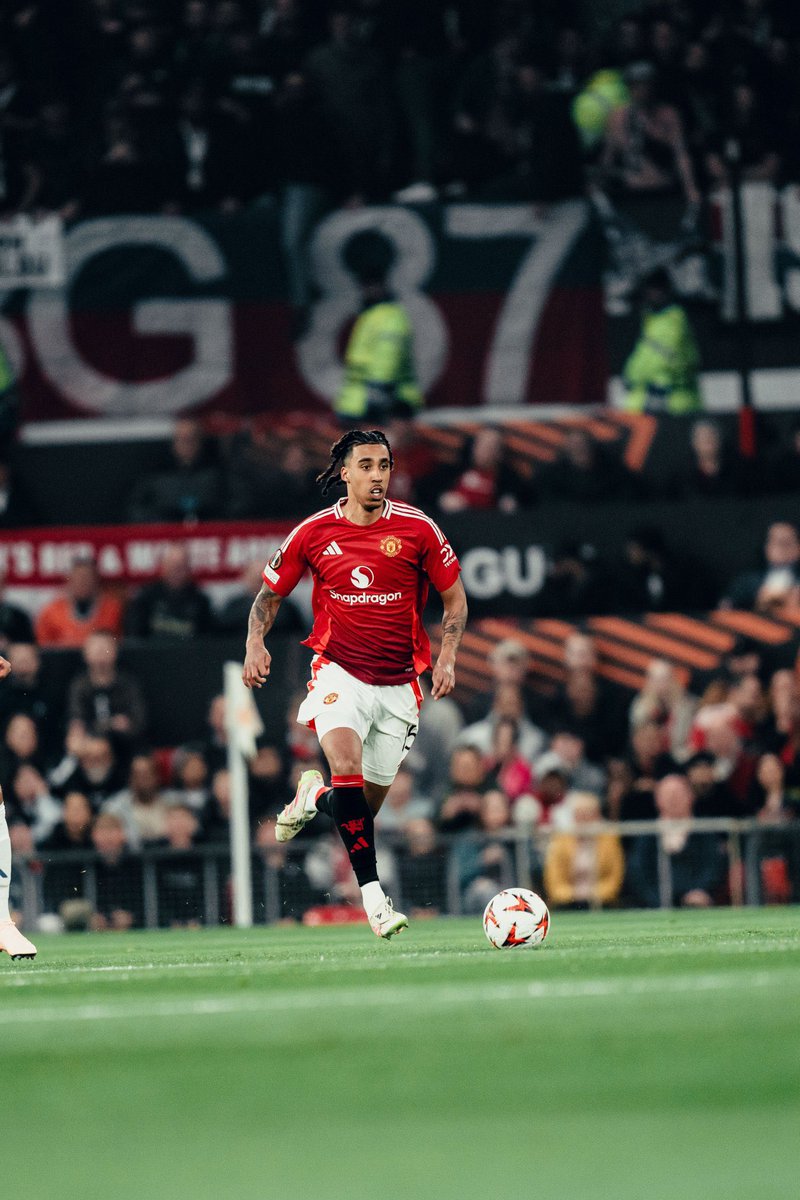 Who impressed you most as Man United bounced back to reach the semis?

#NBSLTS #NBSportUpdates
📷: Courtesy Images
