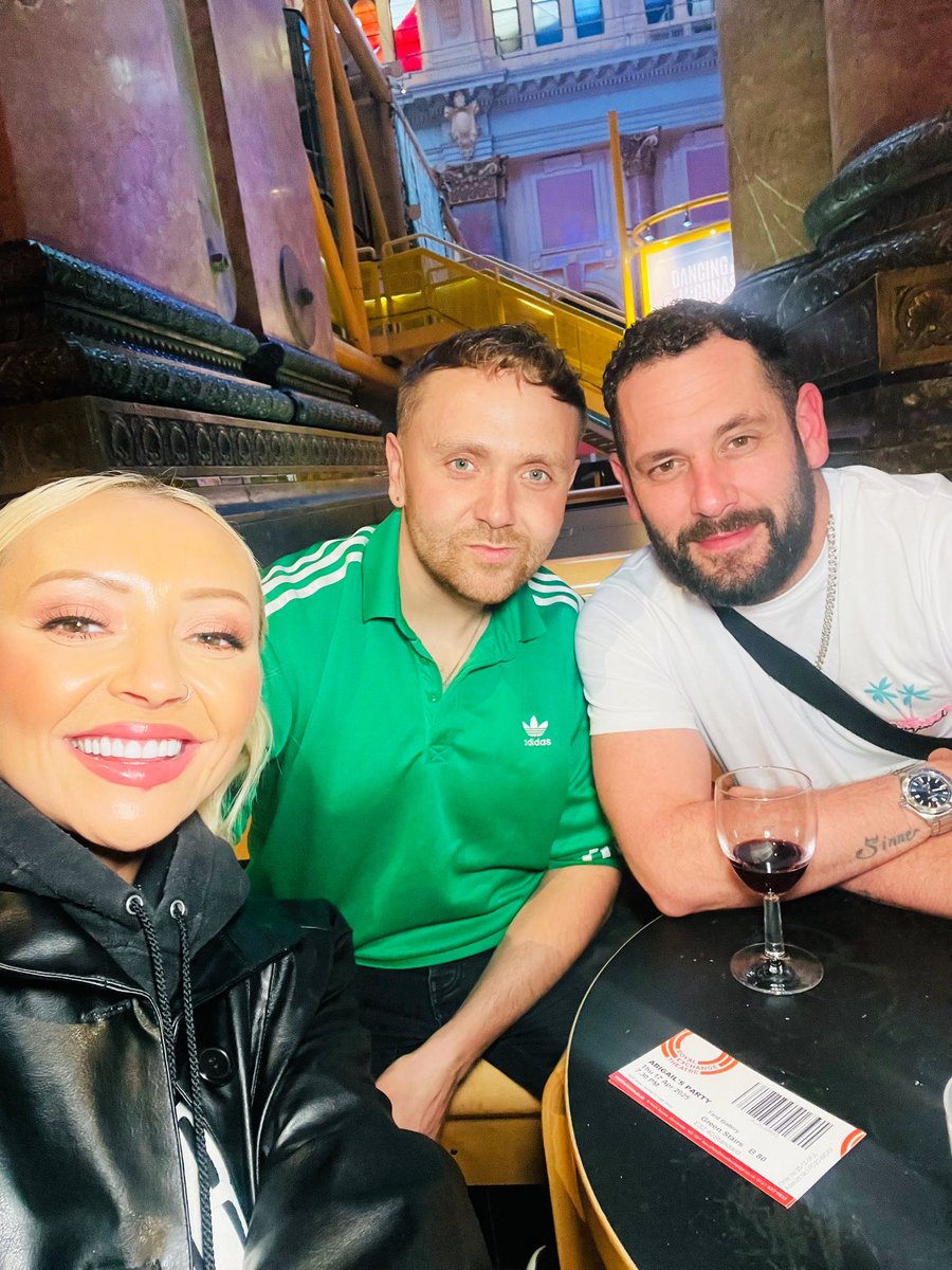 Neil Ely (@neildavidely) on Twitter photo Top night at the #RoyalExchangeMannchester with these two watching #AbigailsParty <a href="/kyle_rowe/">KyleRowe.</a> & #KimMarsh brilliant performances 🎭 <a href="/EyreAndEly/">Eyre&ElyProductions</a> <a href="/lemfilms/">Lloyd Eyre-Morgan</a> Top night at the #RoyalExchangeMannchester with these two watching #AbigailsParty <a href="/kyle_rowe/">KyleRowe.</a> & #KimMarsh brilliant performances 🎭 <a href="/EyreAndEly/">Eyre&ElyProductions</a> <a href="/lemfilms/">Lloyd Eyre-Morgan</a>