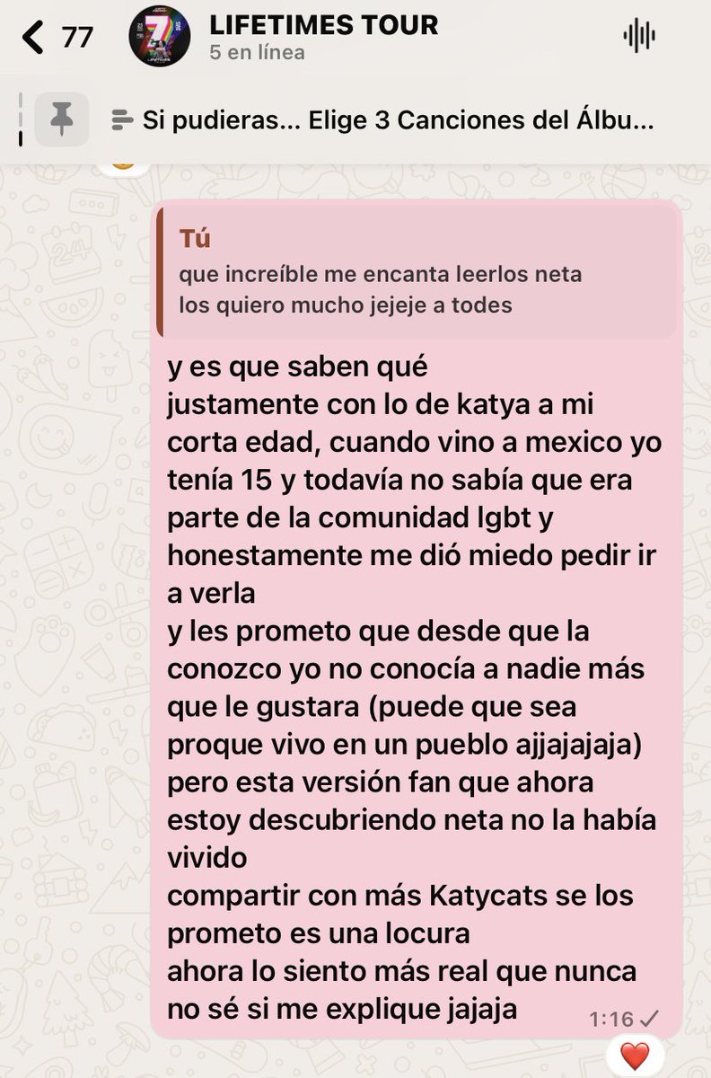 soy_donas's tweet photo. volví X
de rápido sólo a contar que me la estoy pasando increíble en el grupo de KatyCats y que neta es un sentimiento increíble que sé que donitas de 12 añitos está disfrutando muchísimo 
te amo @katyperry jejeje https://t.co/EfaNFcXqEj