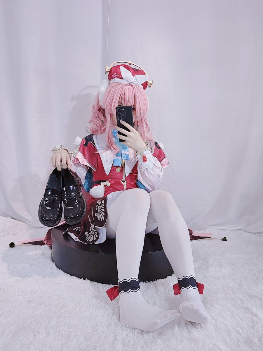 粉色芭芭拉来咯x