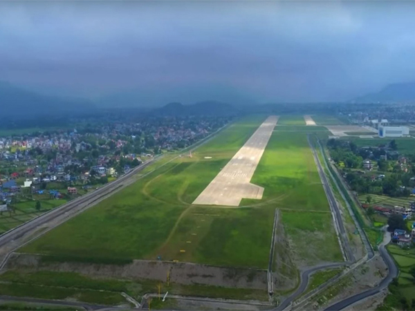 ani_digital's tweet photo. Nepal's parliamentary subpanel finds billions embezzled during construction of China funded Pokhara International Airport

Read @ ANI Story | https://t.co/GxoHBDY5nS
#Nepal #PokharaInternationalAirport #China #embezzled https://t.co/aMZE6SeCgz