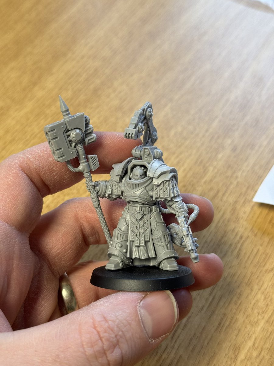 He is the Dirt Man!
My finished up Iron Warriors Warsmith along with a few WIP Pics. What do you think? 
#warhammer #warhammer40k #ironwarriors #horusheresy #grimdark #warhammer30k #spacemarine