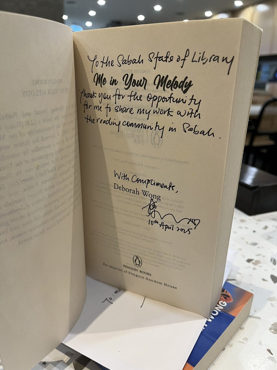 PetiteDeborah's tweet image. Today, I sent these 📚babies out to the Sabah State Library (& a courteous letter to the person in charge). I hope this ‘assistance’ is able to boost the local literature, as well as sharing my debut work to the reading community!! Time to focusing on Malaysian stories!
#booktwt