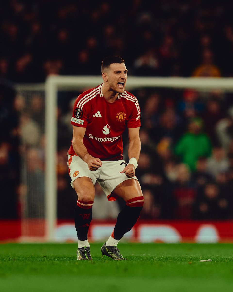 Diogo Dalot tweet media