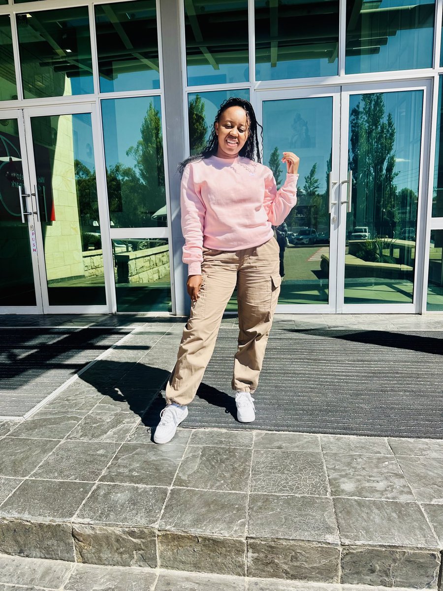 _itie_'s tweet photo. Happy Easter to everyone 🤌 https://t.co/6KFb7gACgx